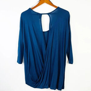 CYNTHIA ROWLEY Blue 3/4 SLeeve Open Back Top Medium‎